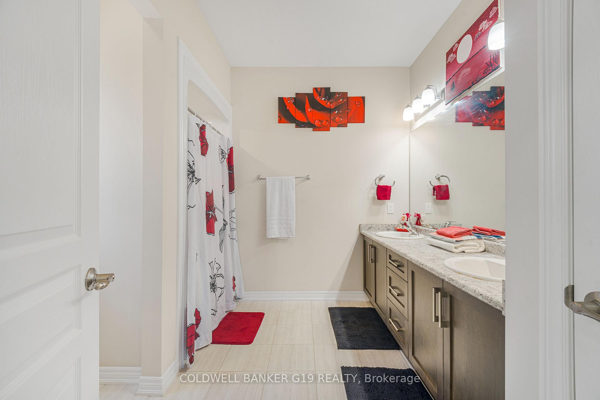 Photo 35 of 14 Riley Avenue, Pelham, Fonthill — HOMEH