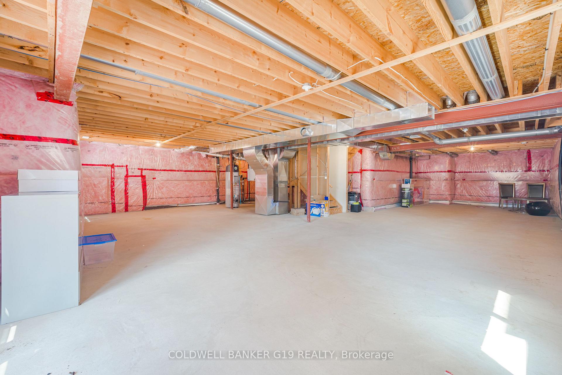 Photo 41 of 14 Riley Avenue, Pelham, Fonthill — HOMEH