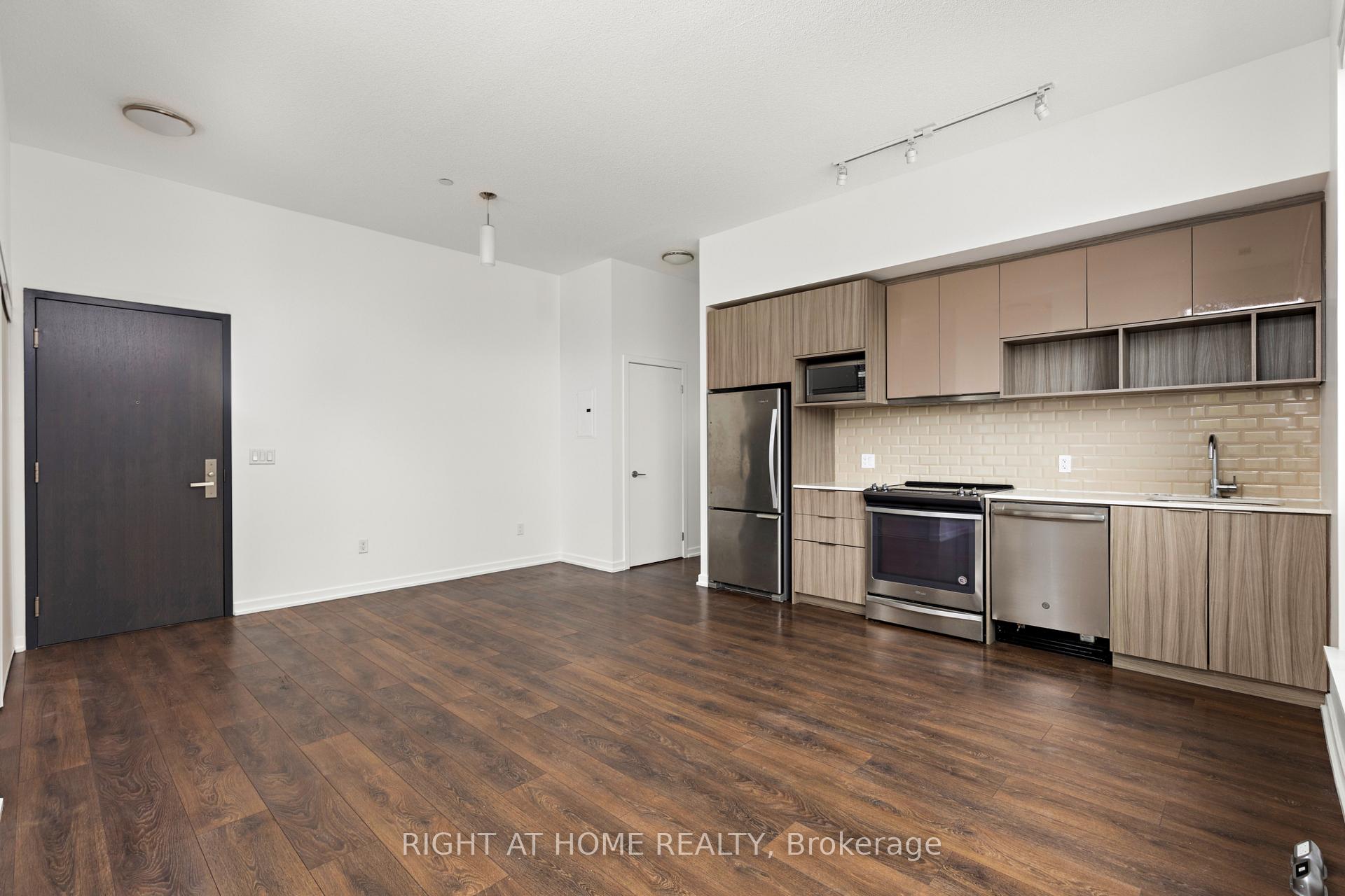 Photo 9 of Unit 108, 52 Forest Manor Road, North York, Henry Farm — HOMEH