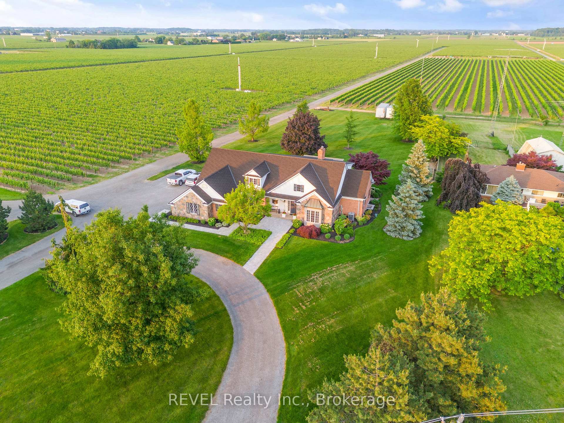 Photo of 1275 Four Mile Creek Road