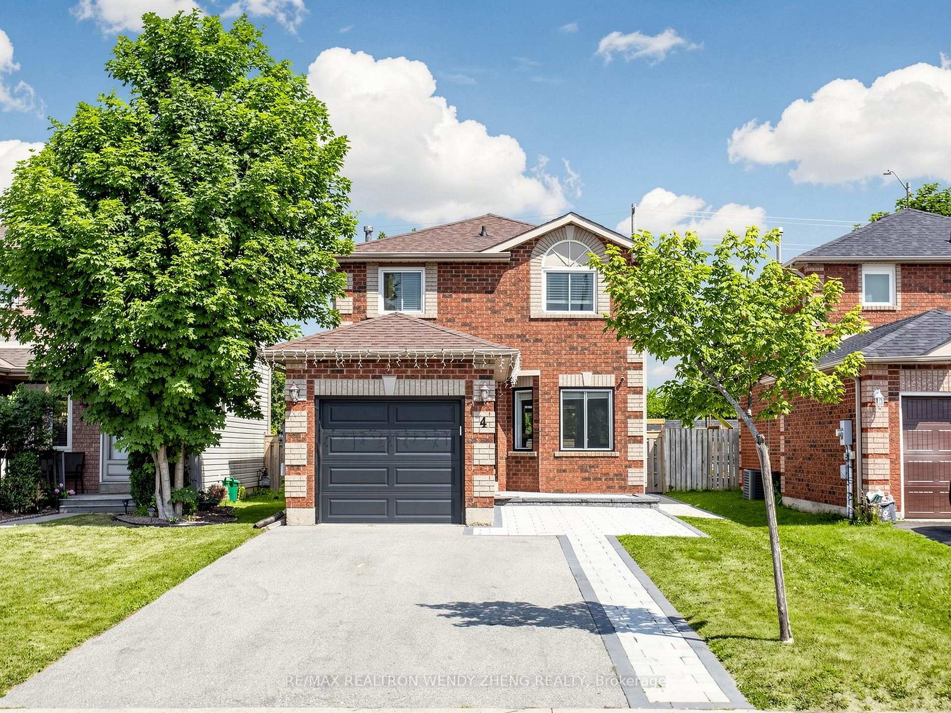 Photo 1 of 4 Garibaldi Drive, Barrie, Holly — HOMEH