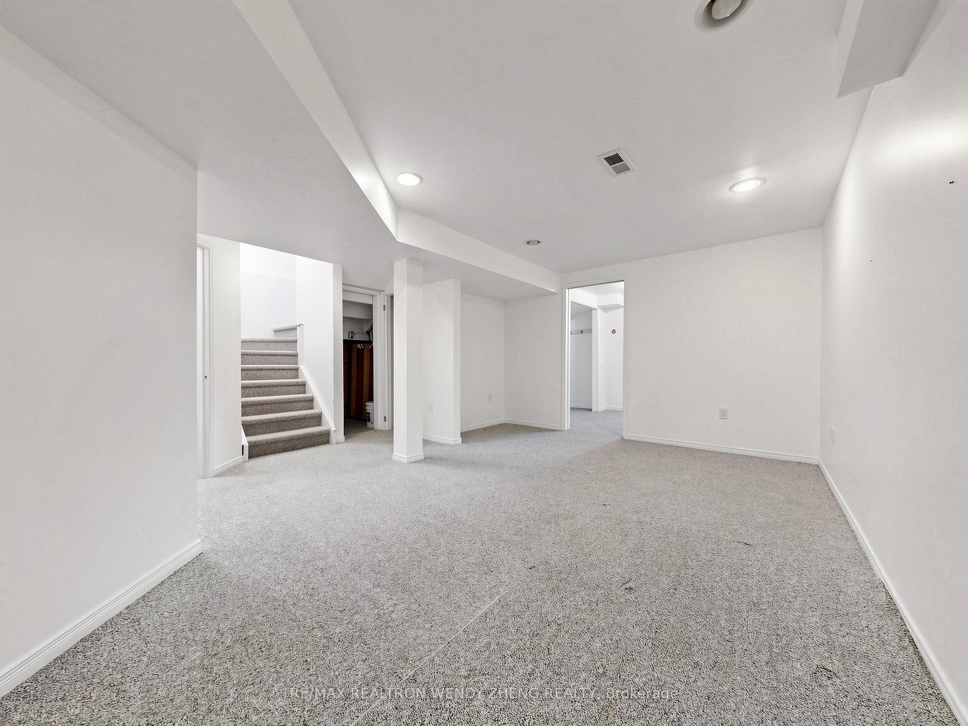 Photo 32 of 4 Garibaldi Drive, Barrie, Holly — HOMEH