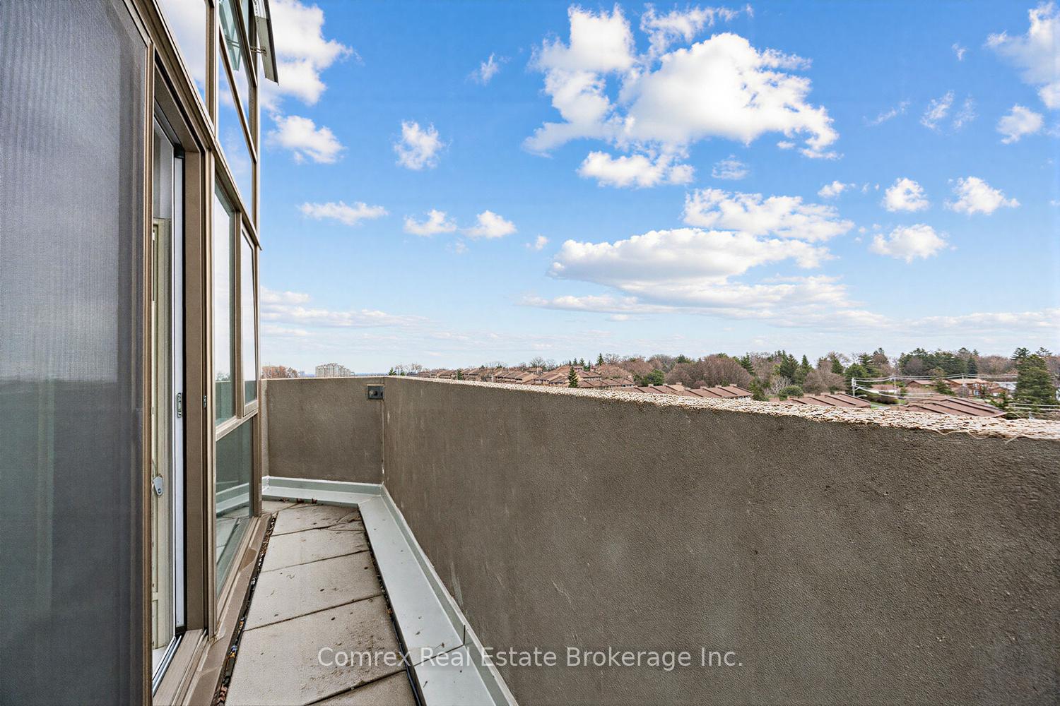 Photo 10 of Unit 704, 3233 Eglinton Avenue E, Scarborough, Scarborough Village — HOMEH