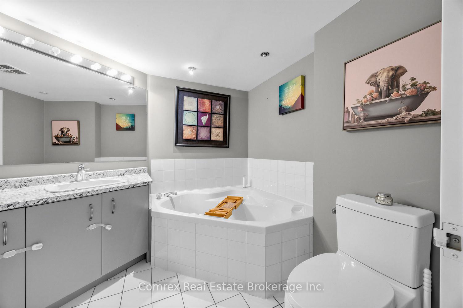 Photo 13 of Unit 704, 3233 Eglinton Avenue E, Scarborough, Scarborough Village — HOMEH
