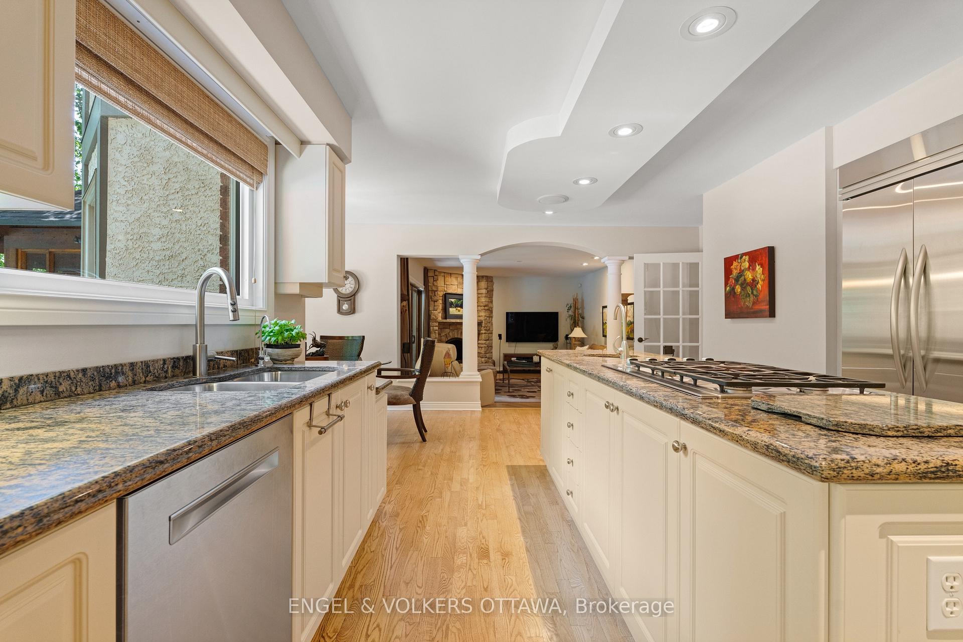 Photo 15 of 5596 Scobie Crescent, Ottawa, Manotick East to Manotick Station — HOMEH