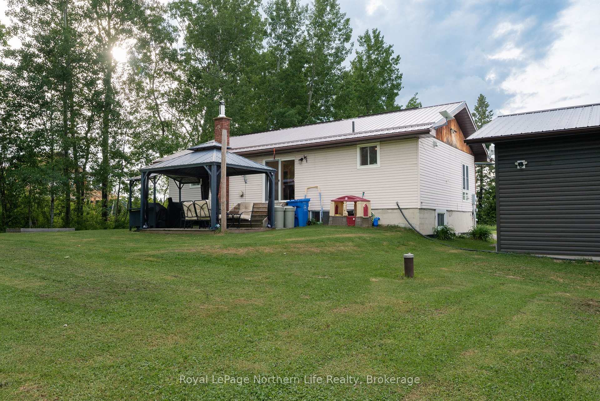 Photo 39 of 989 Pioneer Road, Chisholm — HOMEH