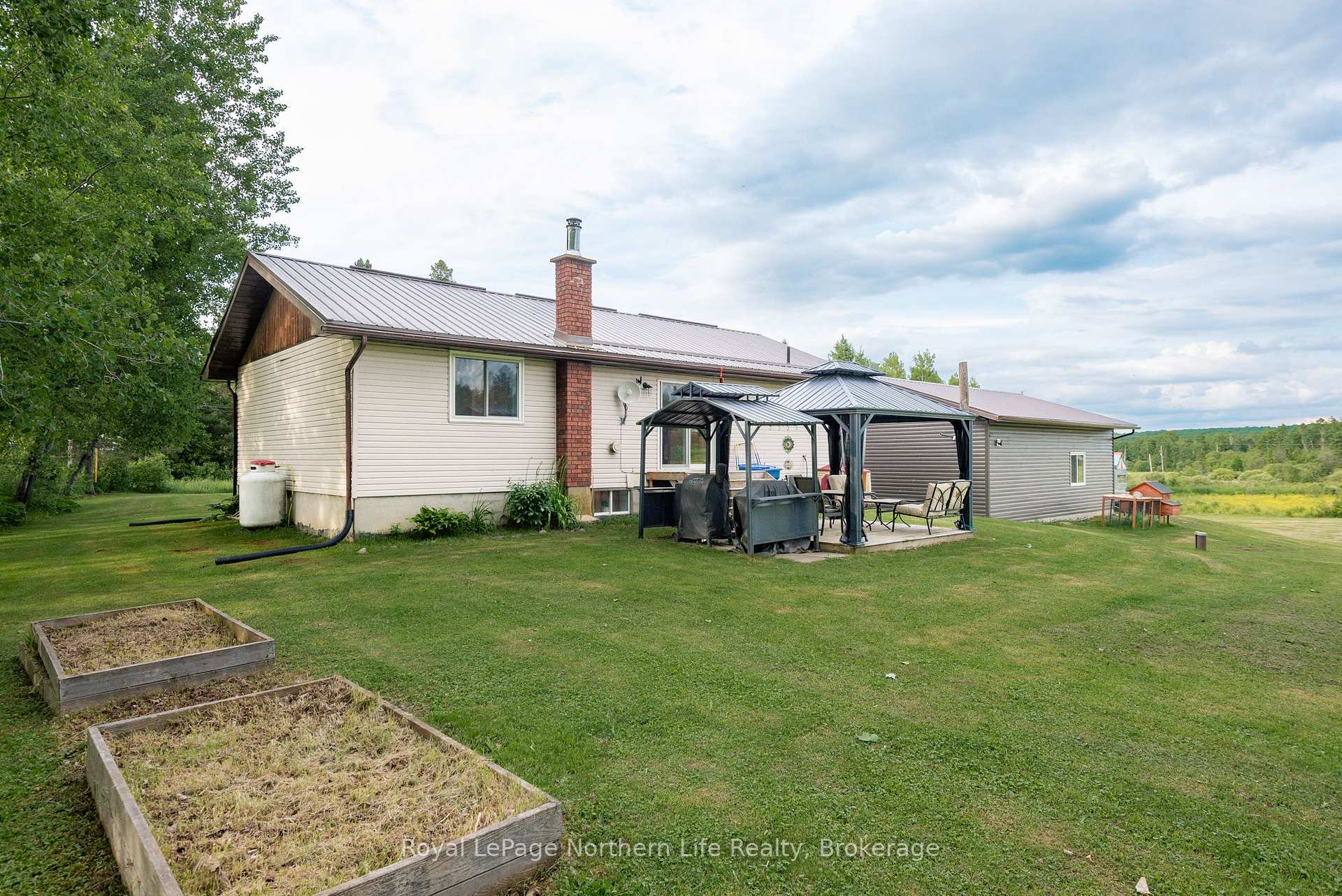 Photo 43 of 989 Pioneer Road, Chisholm — HOMEH