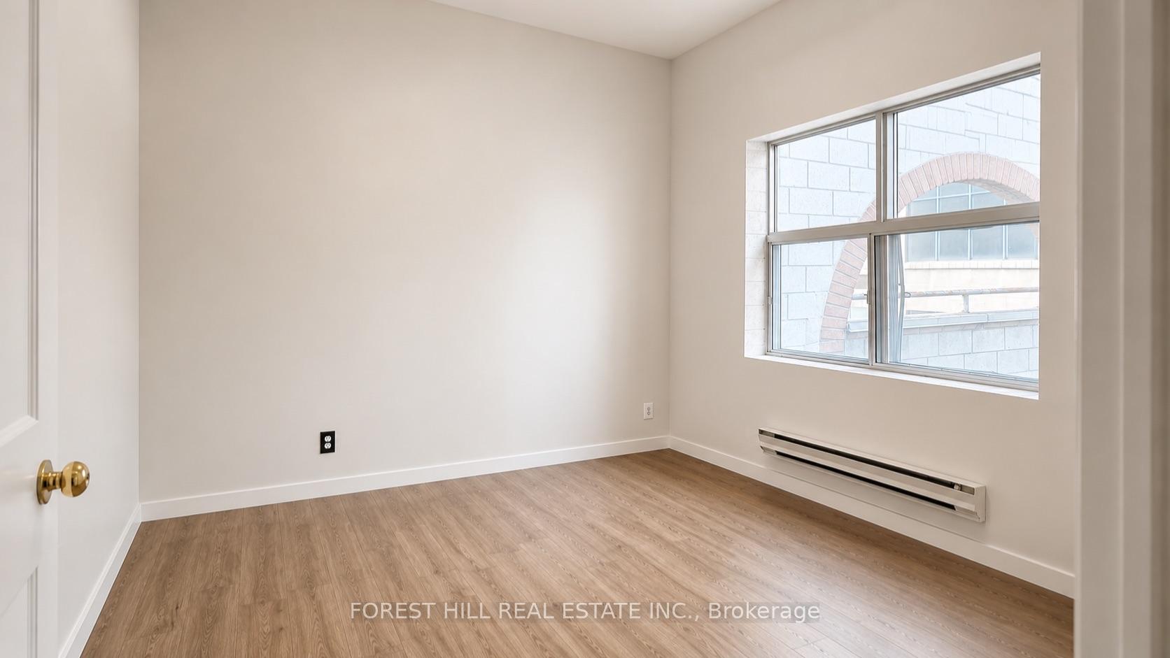 Photo 2 of Unit 301, 126 Dundas Street E, Toronto, Church-Yonge Corridor — HOMEH