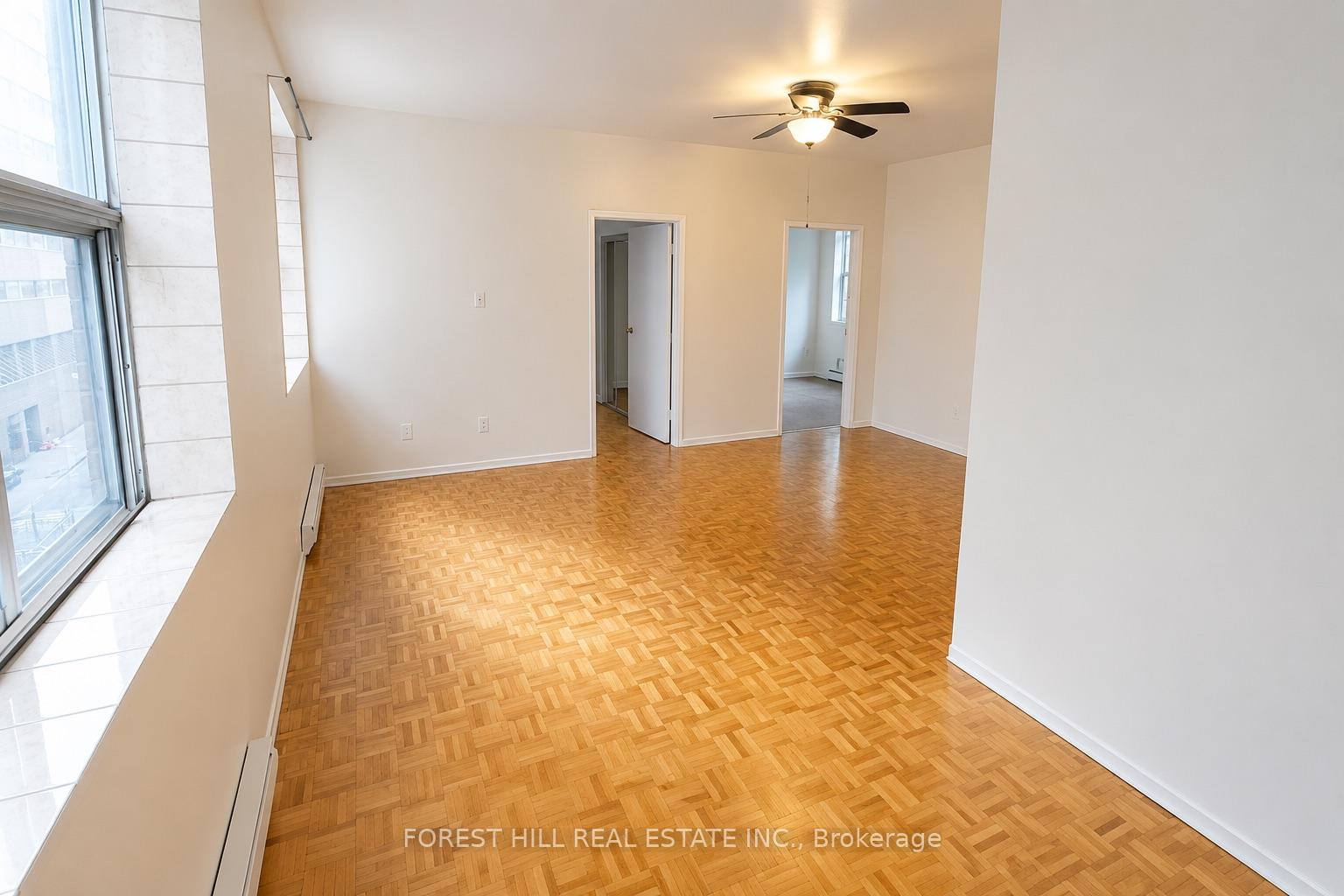 Photo 11 of Unit 301, 126 Dundas Street E, Toronto, Church-Yonge Corridor — HOMEH