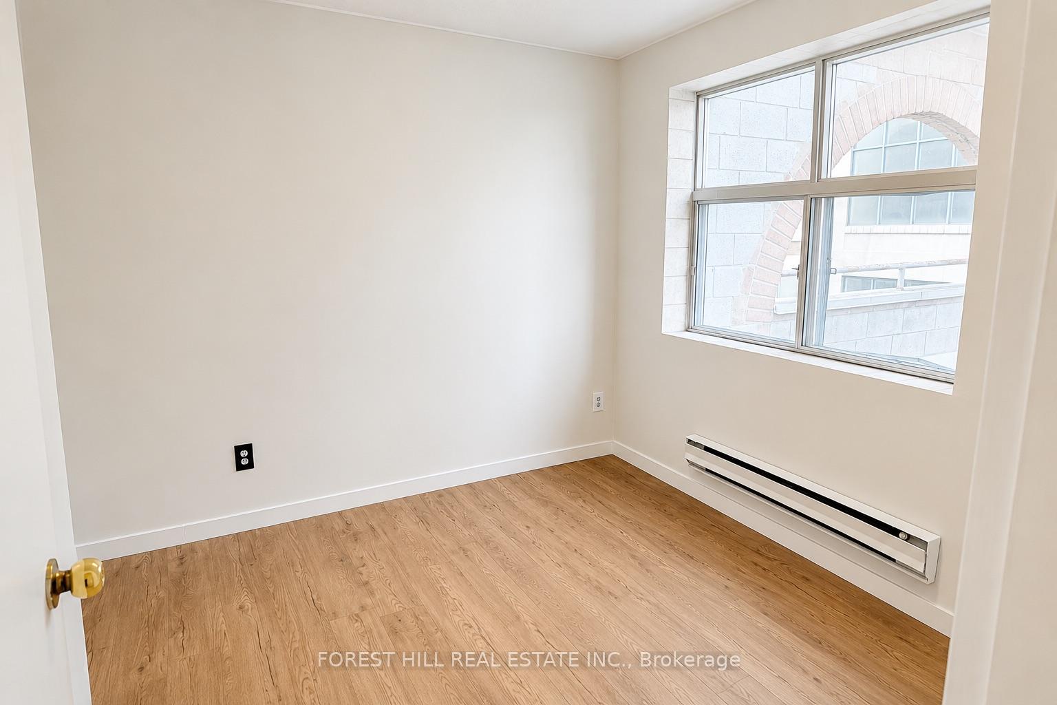 Photo 15 of Unit 301, 126 Dundas Street E, Toronto, Church-Yonge Corridor — HOMEH