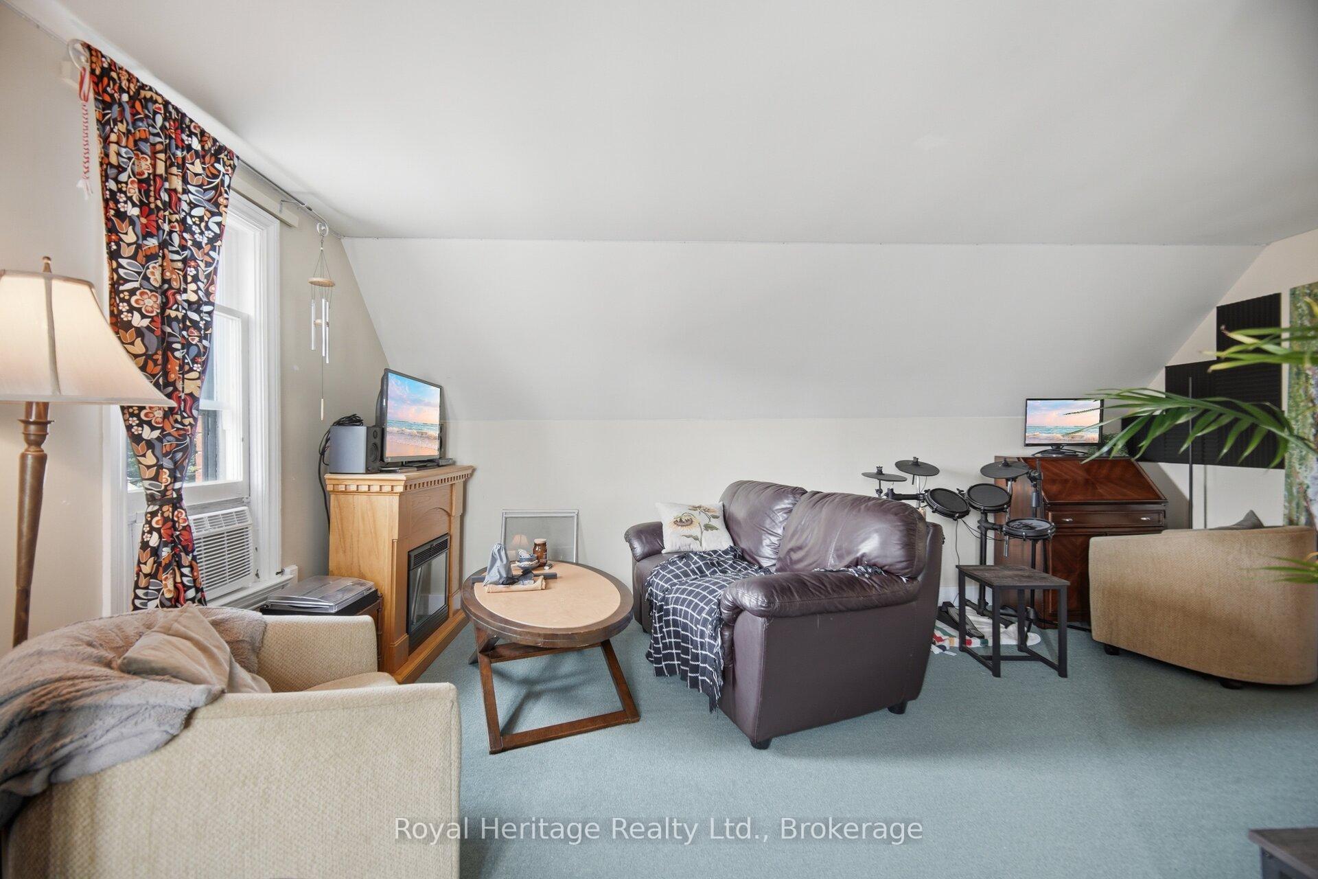Photo 24 of 117 Nelson Street, Kingston, Central City East — HOMEH