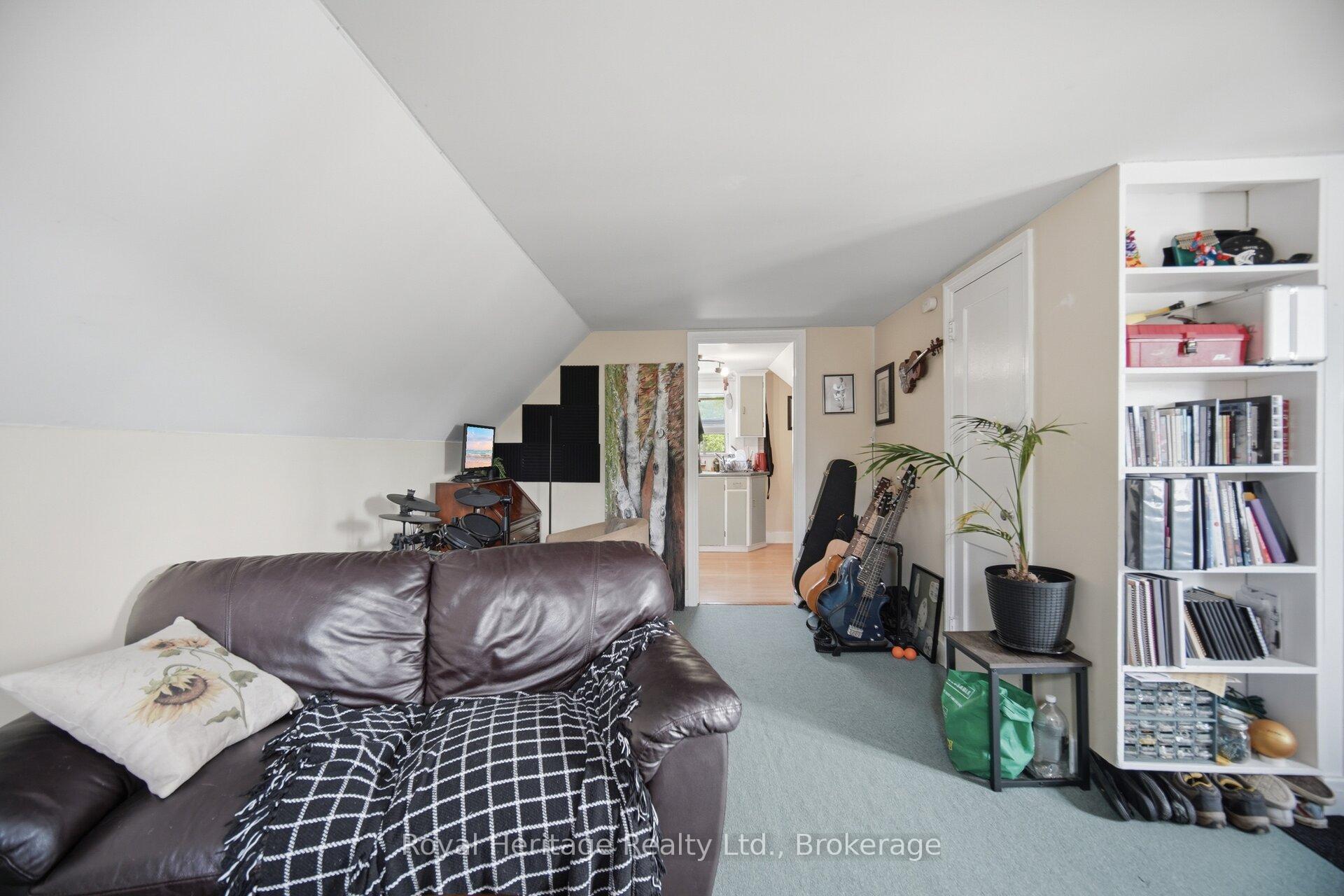 Photo 25 of 117 Nelson Street, Kingston, Central City East — HOMEH