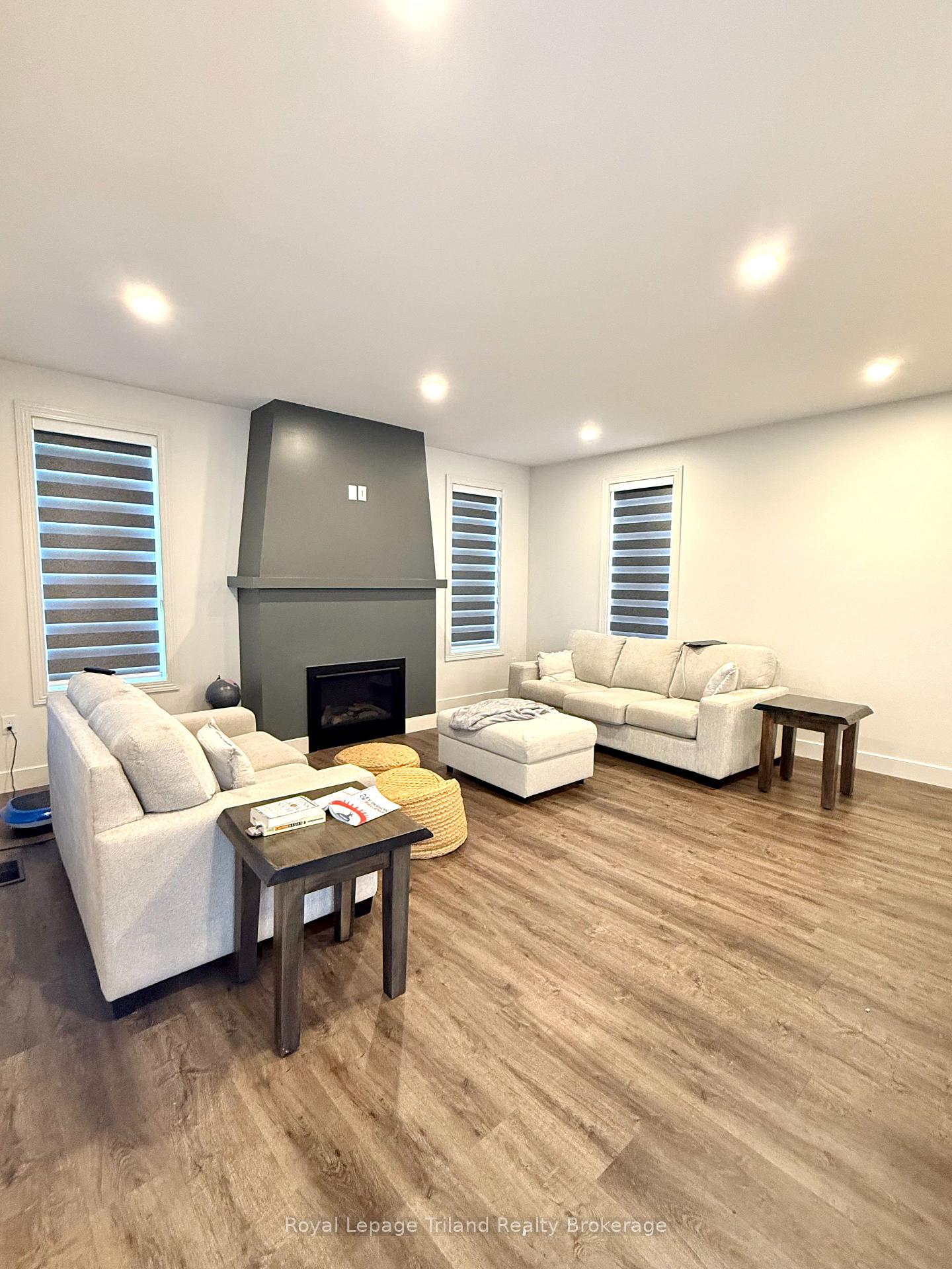 Photo 8 of 75 Trailview Drive, Tillsonburg — HOMEH
