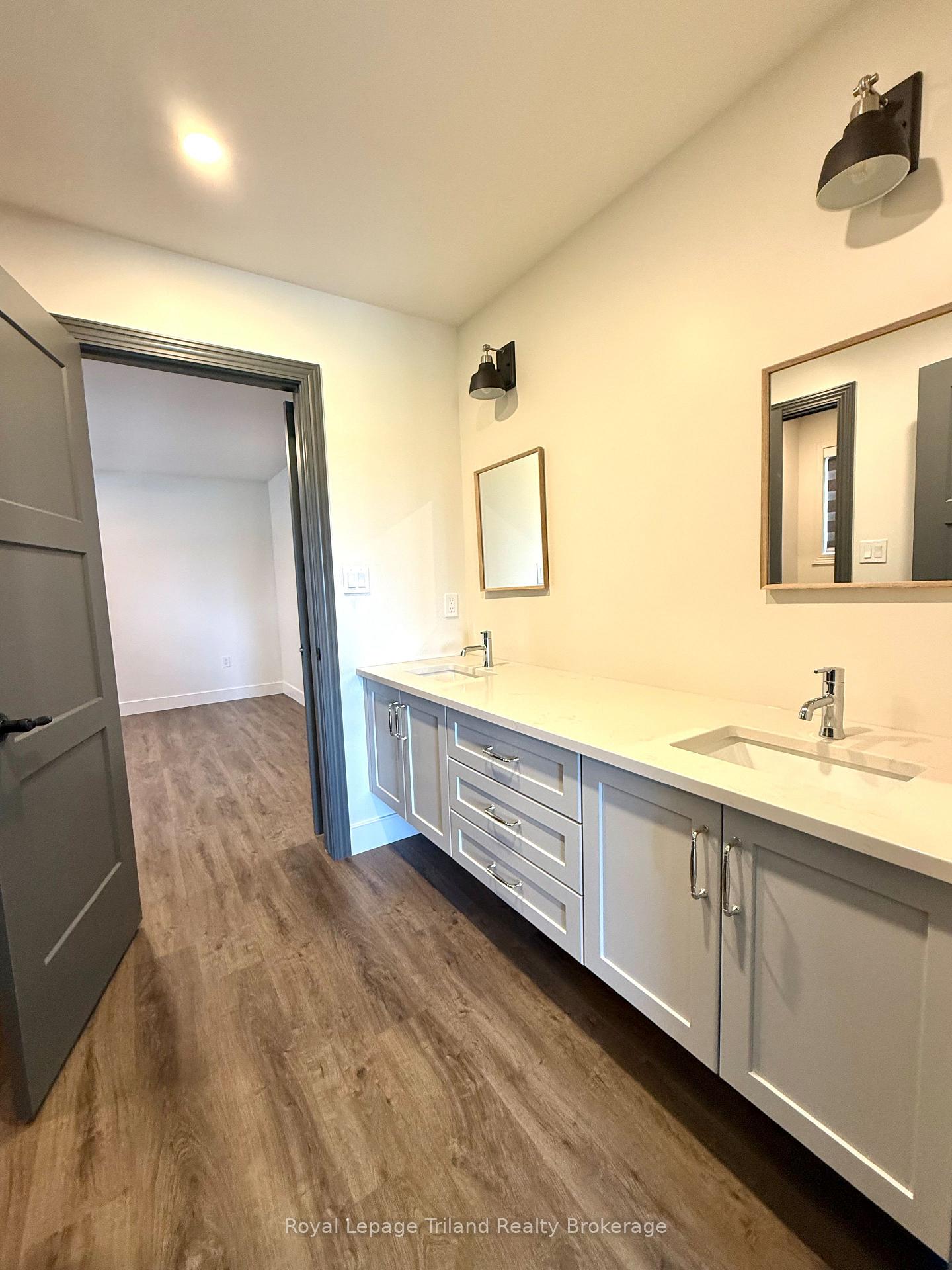 Photo 25 of 75 Trailview Drive, Tillsonburg — HOMEH