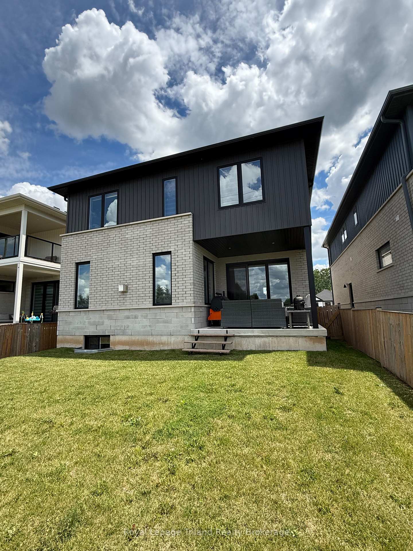 Photo 37 of 75 Trailview Drive, Tillsonburg — HOMEH