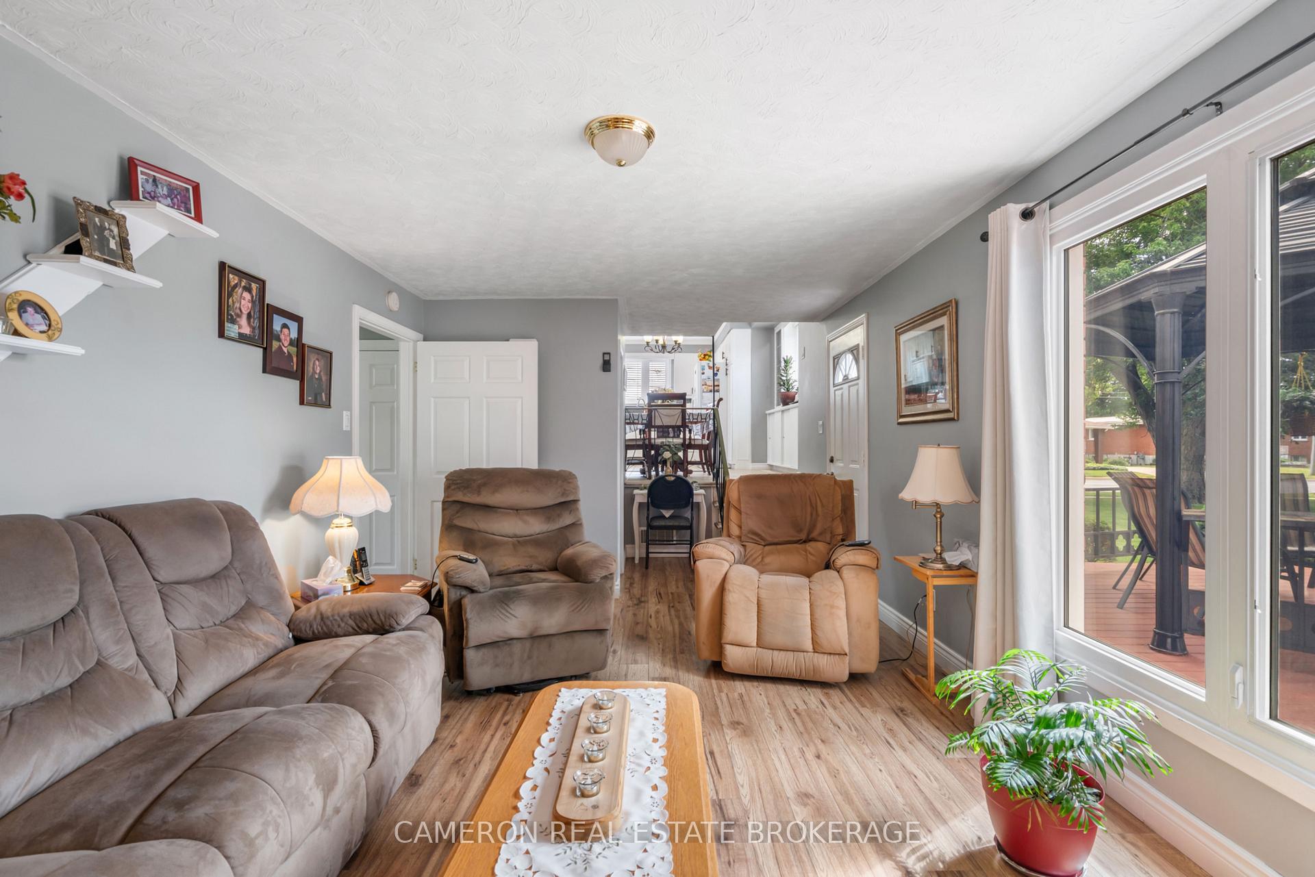 Photo 6 of 1495 Second Street E, Cornwall, Cornwall — HOMEH