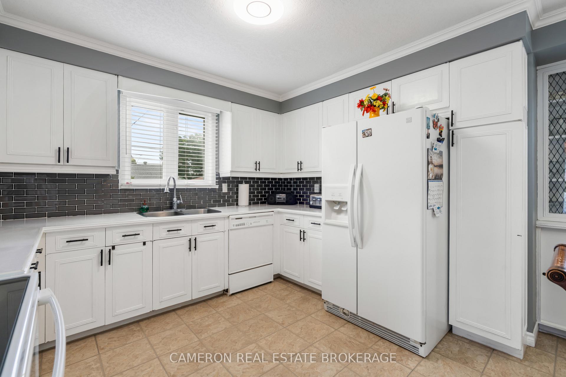 Photo 9 of 1495 Second Street E, Cornwall, Cornwall — HOMEH