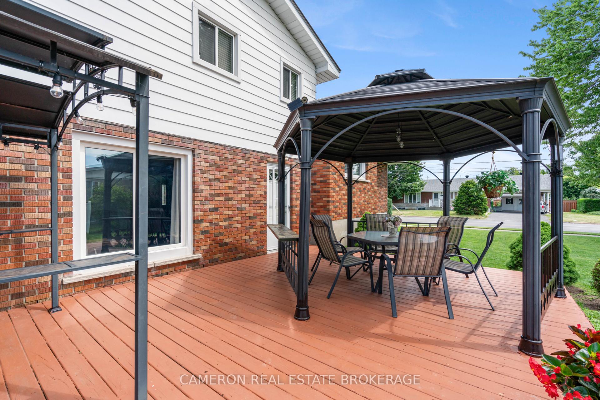 Photo 22 of 1495 Second Street E, Cornwall, Cornwall — HOMEH