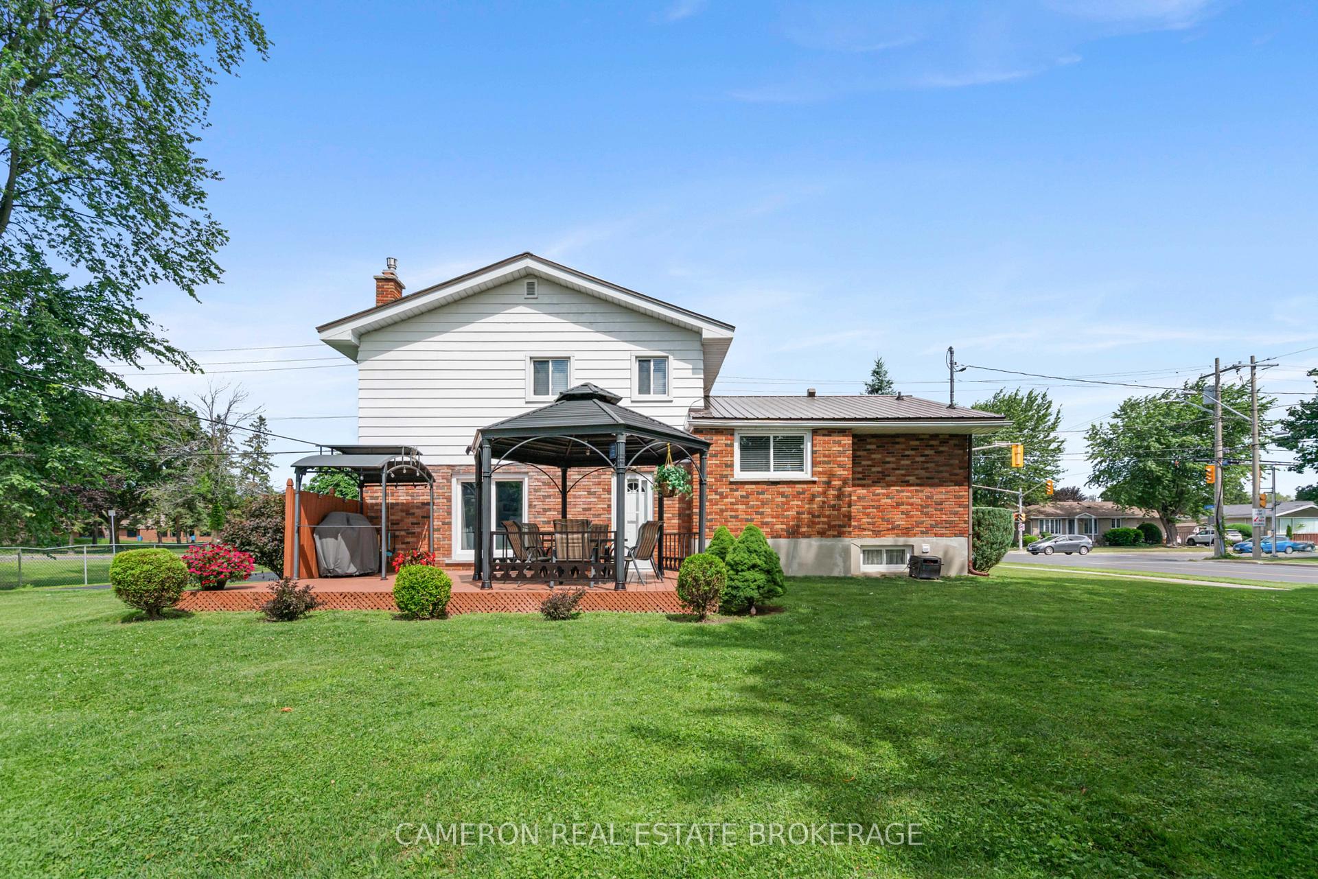 Photo 24 of 1495 Second Street E, Cornwall, Cornwall — HOMEH