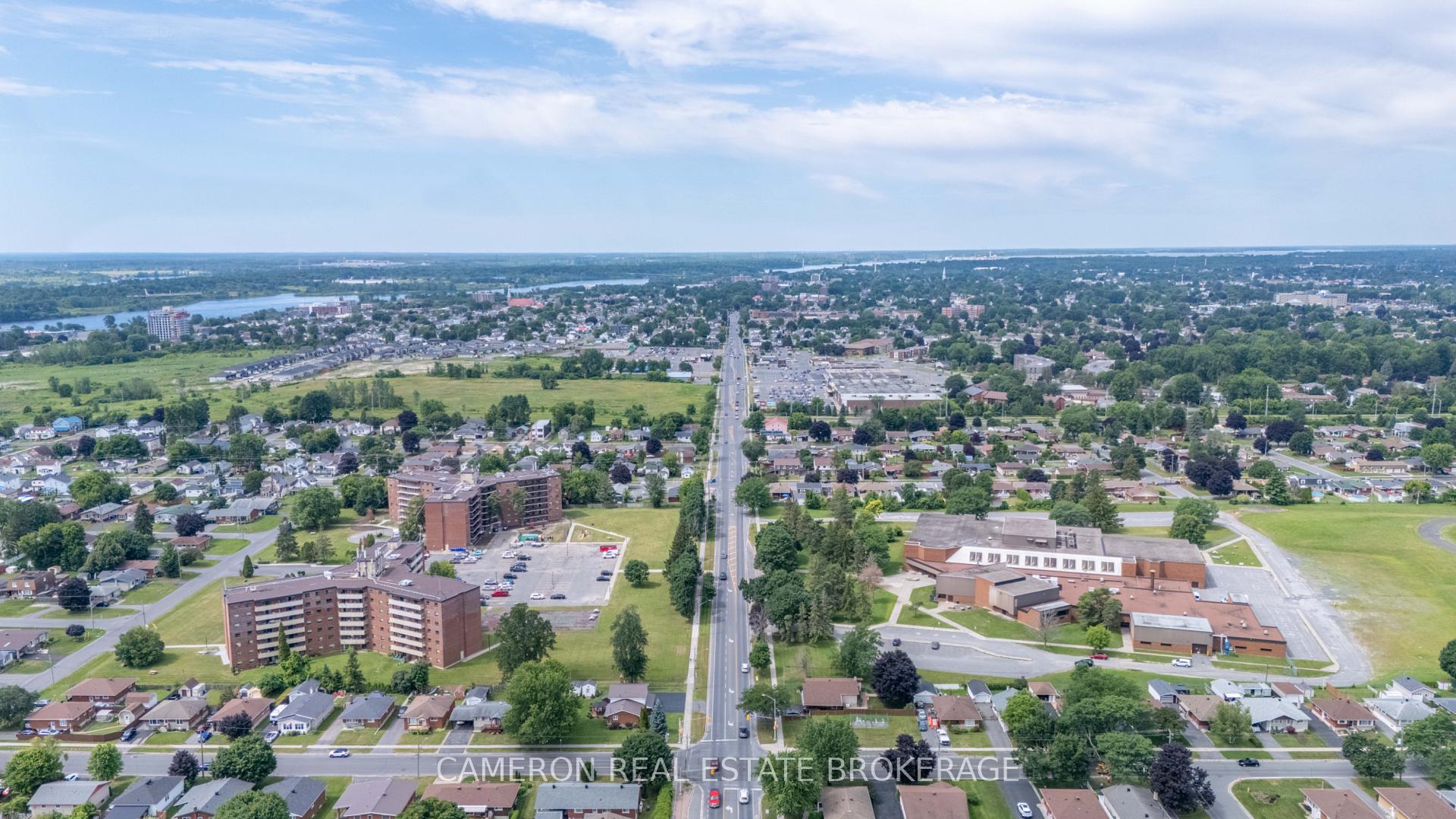 Photo 29 of 1495 Second Street E, Cornwall, Cornwall — HOMEH