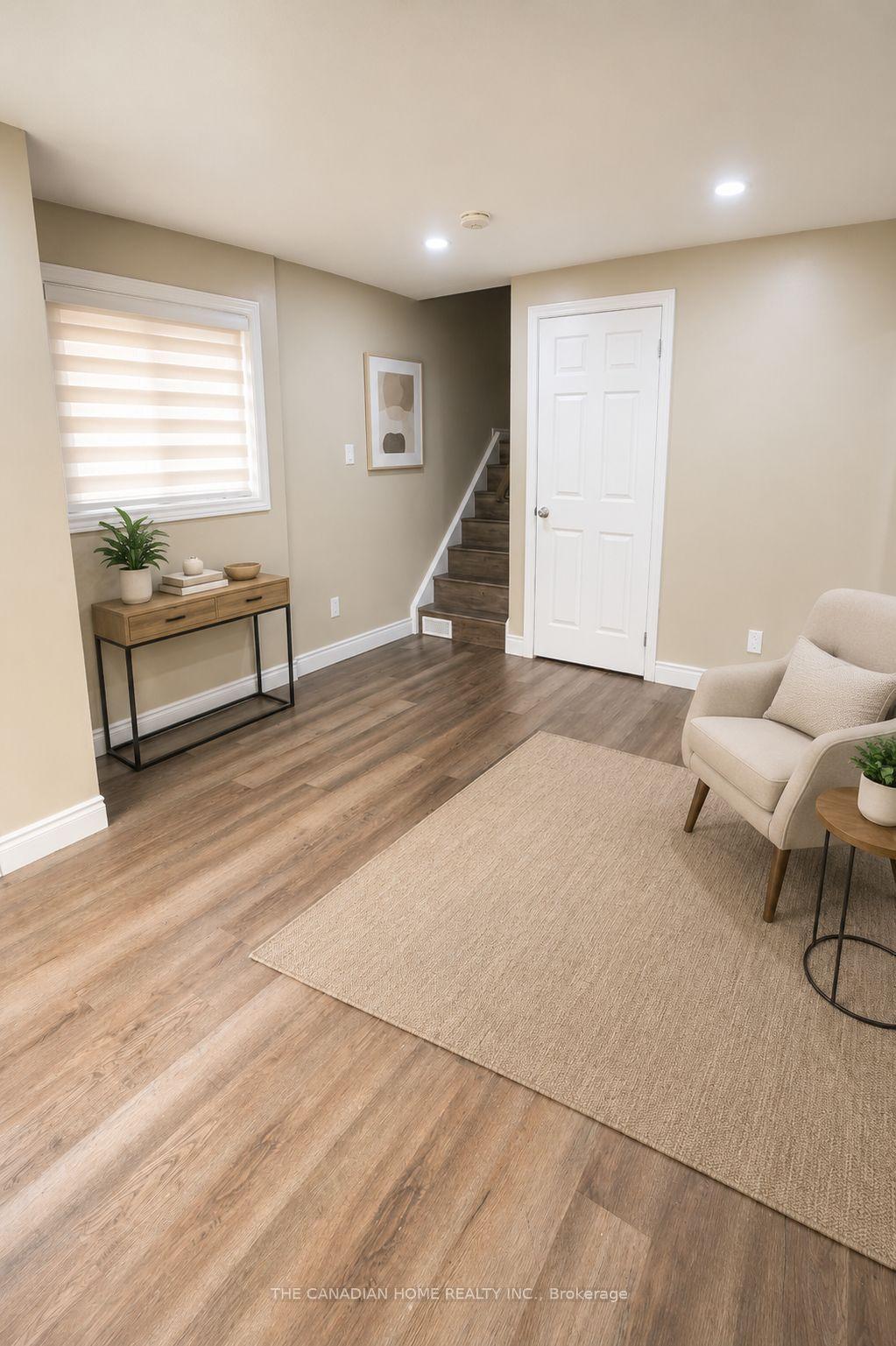 Photo 7 of 23 Saddle brook (Basement) Court, Kitchener, Stanley Park — HOMEH