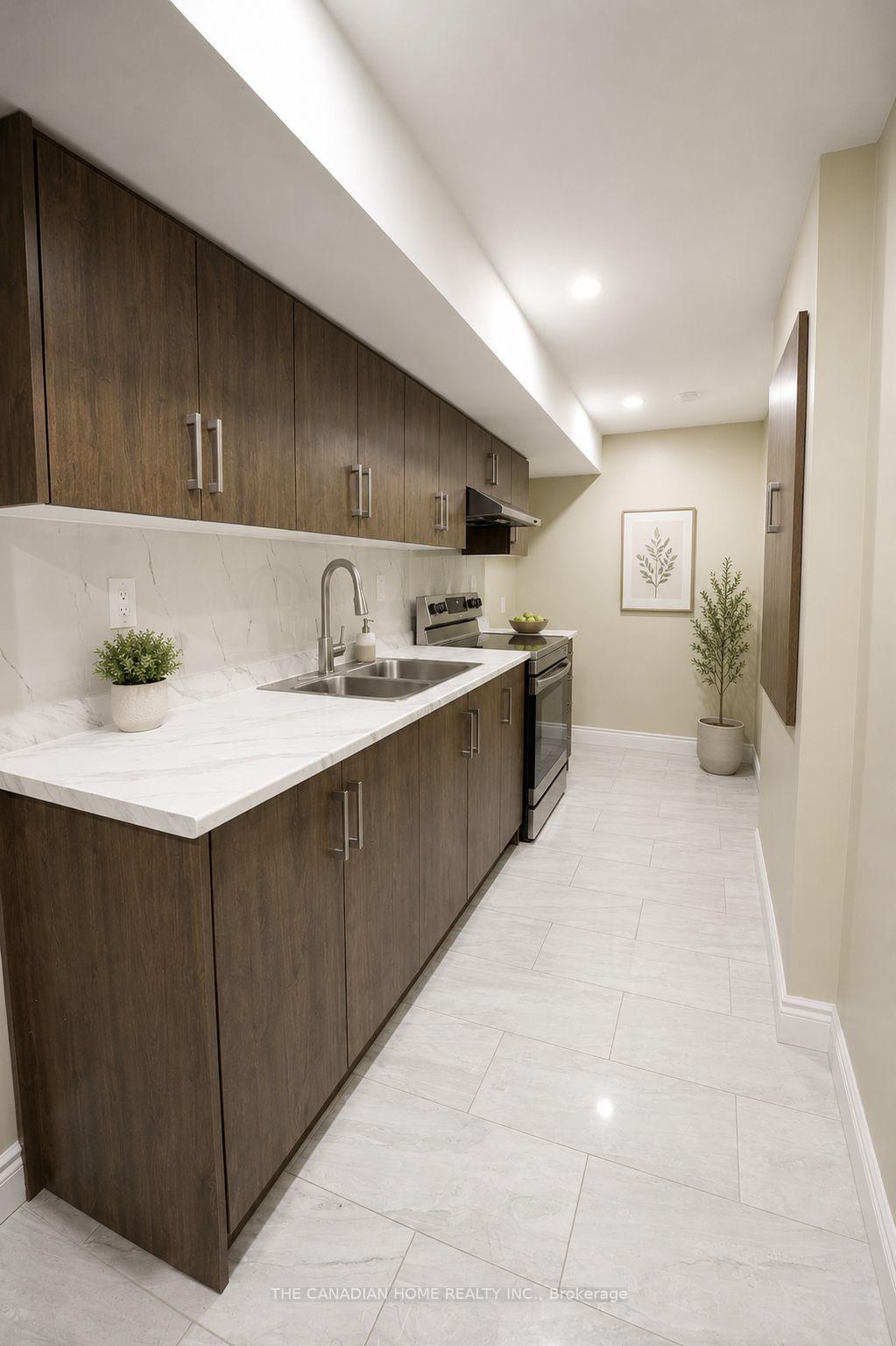 Photo 9 of 23 Saddle brook (Basement) Court, Kitchener, Stanley Park — HOMEH