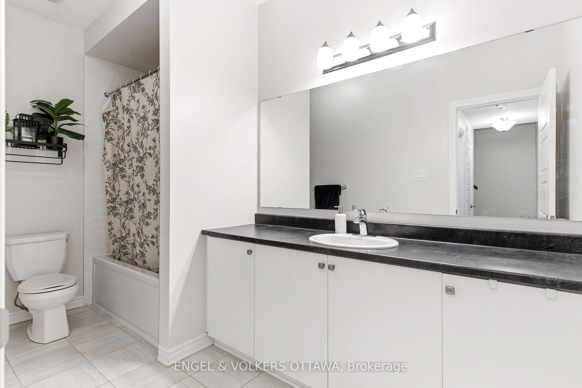 Photo 16 of 808 Kiniw Private, Ottawa, CFB Rockcliffe and Area — HOMEH