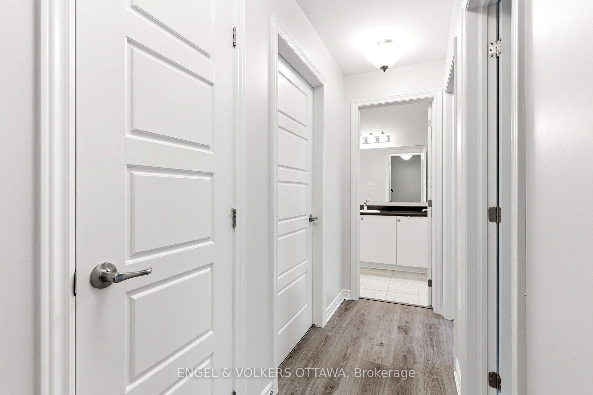 Photo 19 of 808 Kiniw Private, Ottawa, CFB Rockcliffe and Area — HOMEH
