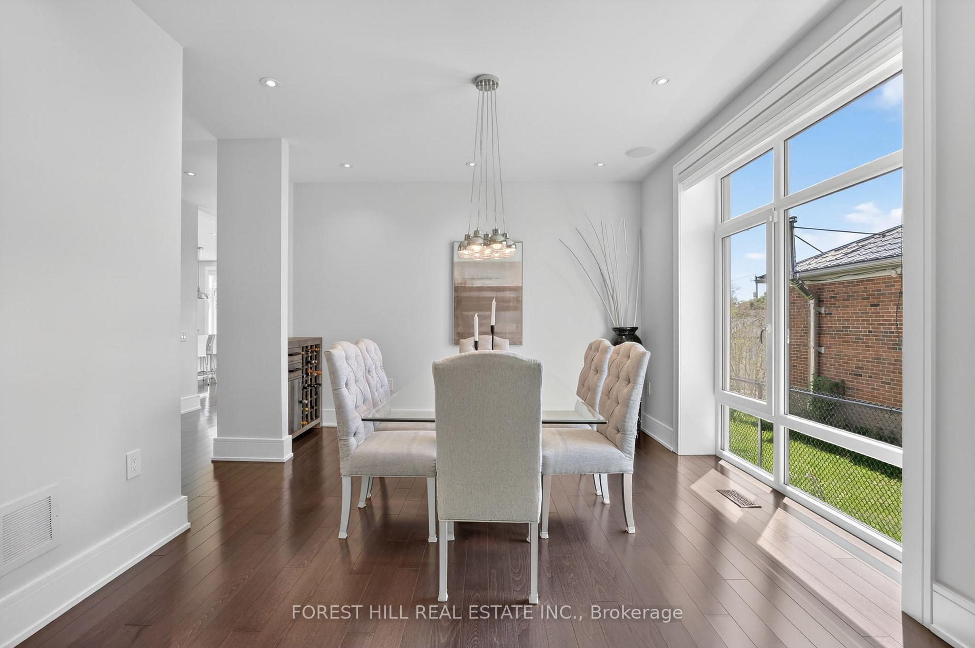 Photo 9 of 51 Greenfield Drive, Etobicoke, Islington-City Centre West — HOMEH
