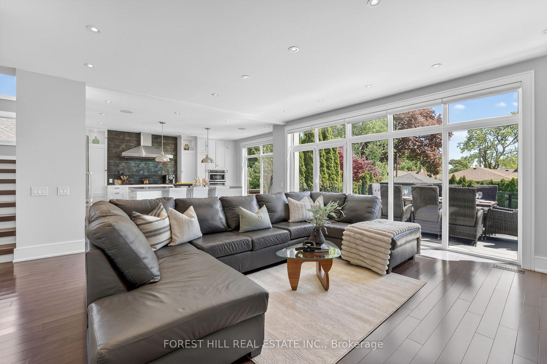 Photo 11 of 51 Greenfield Drive, Etobicoke, Islington-City Centre West — HOMEH