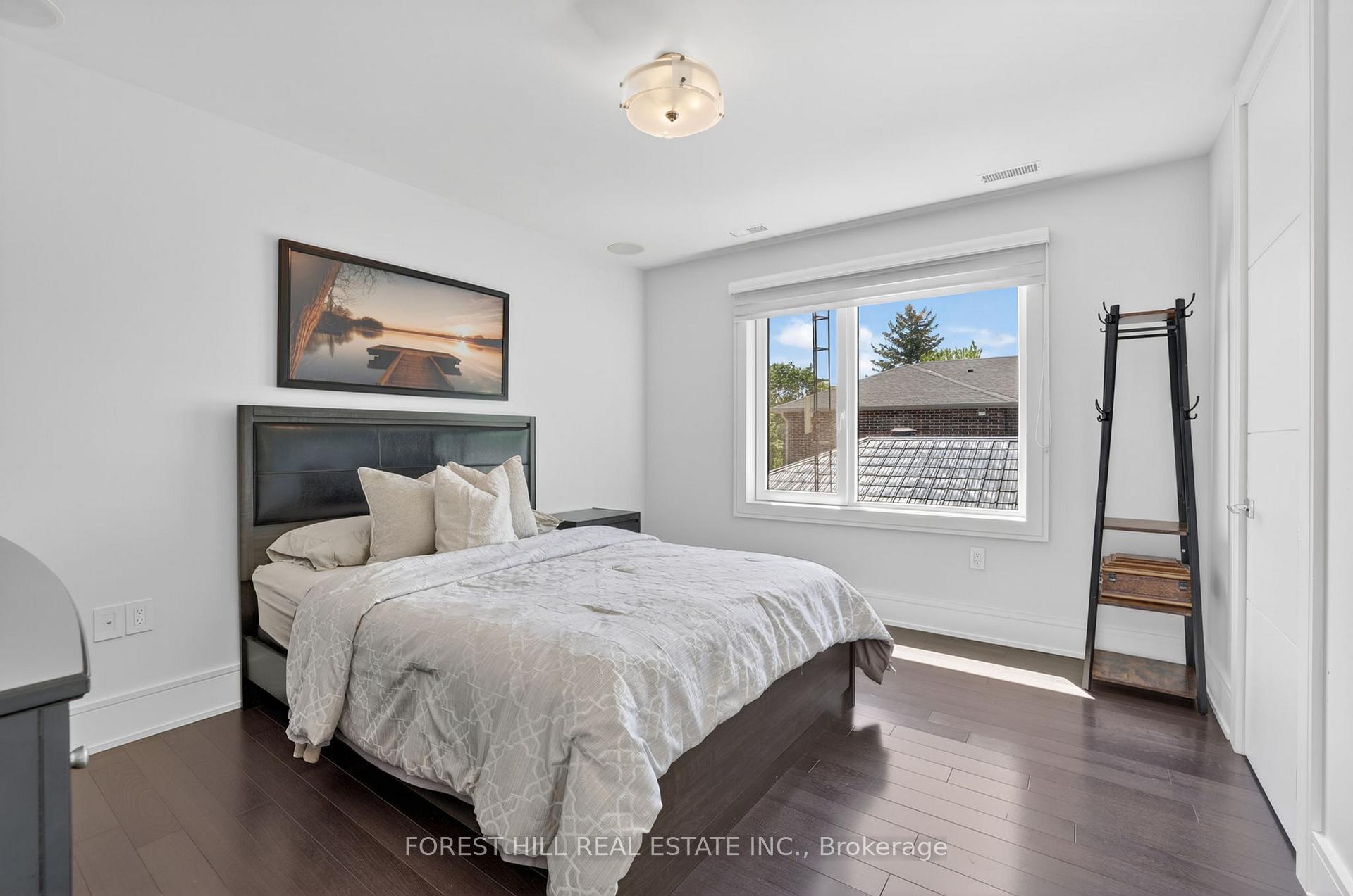 Photo 24 of 51 Greenfield Drive, Etobicoke, Islington-City Centre West — HOMEH