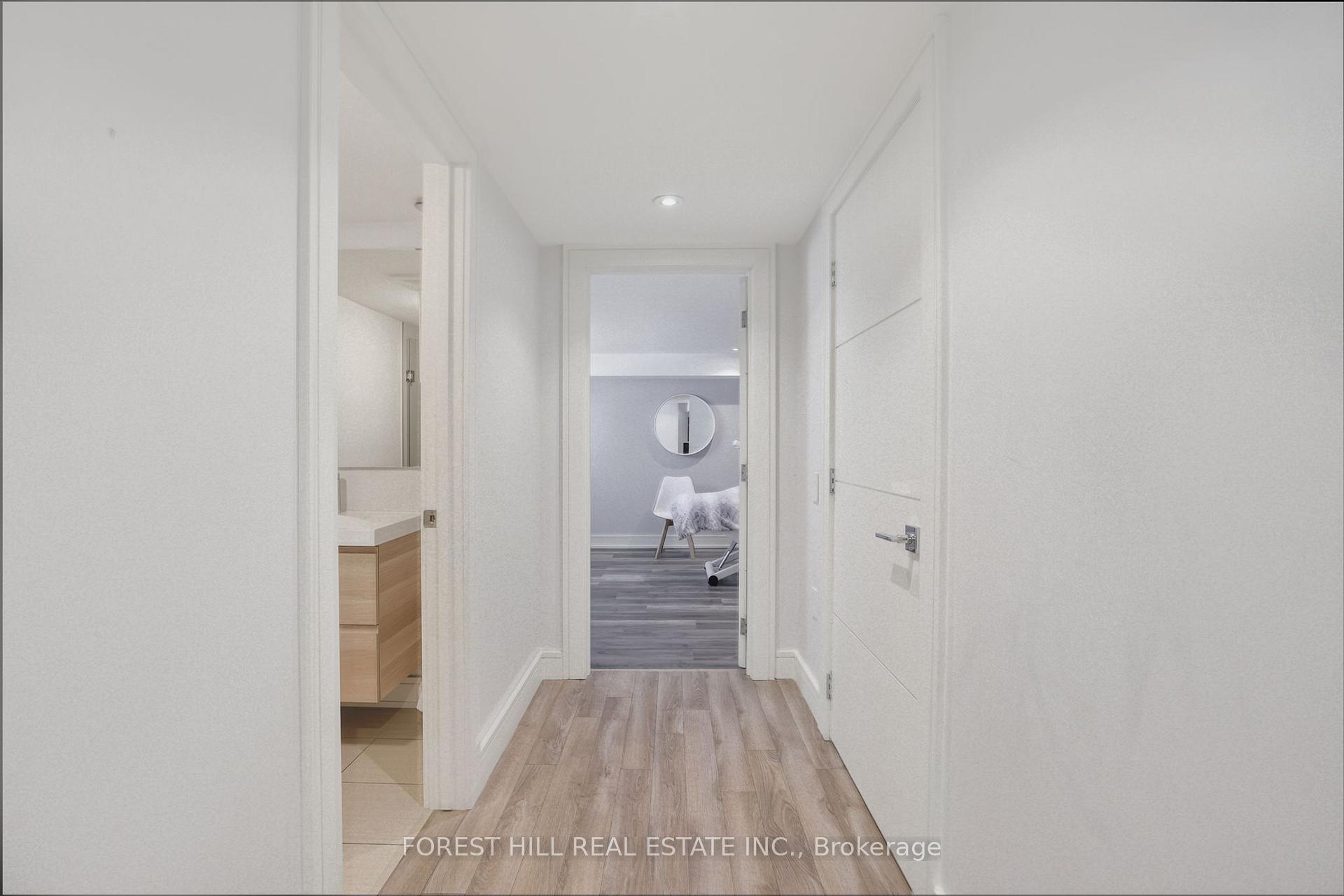 Photo 31 of 51 Greenfield Drive, Etobicoke, Islington-City Centre West — HOMEH