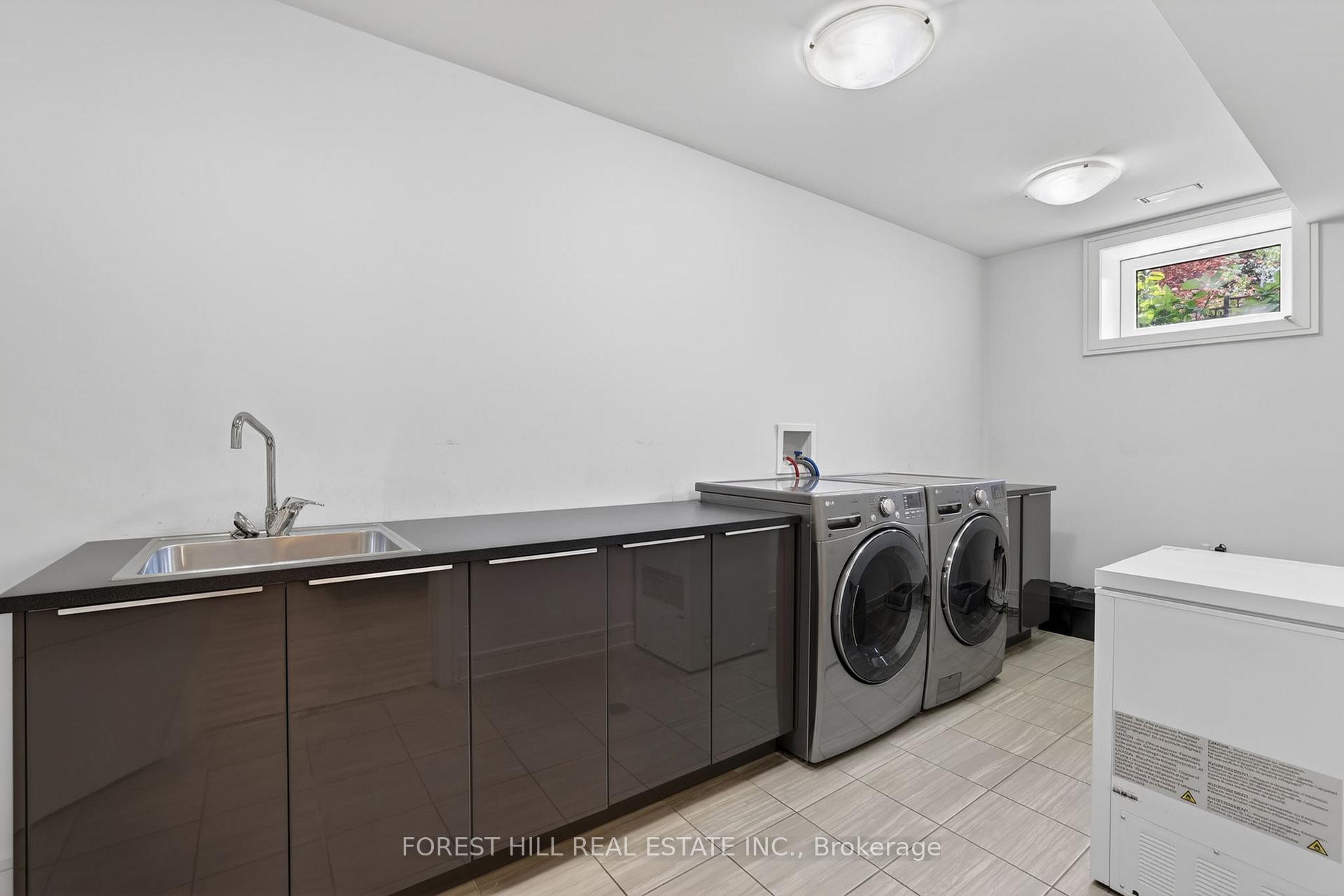 Photo 34 of 51 Greenfield Drive, Etobicoke, Islington-City Centre West — HOMEH