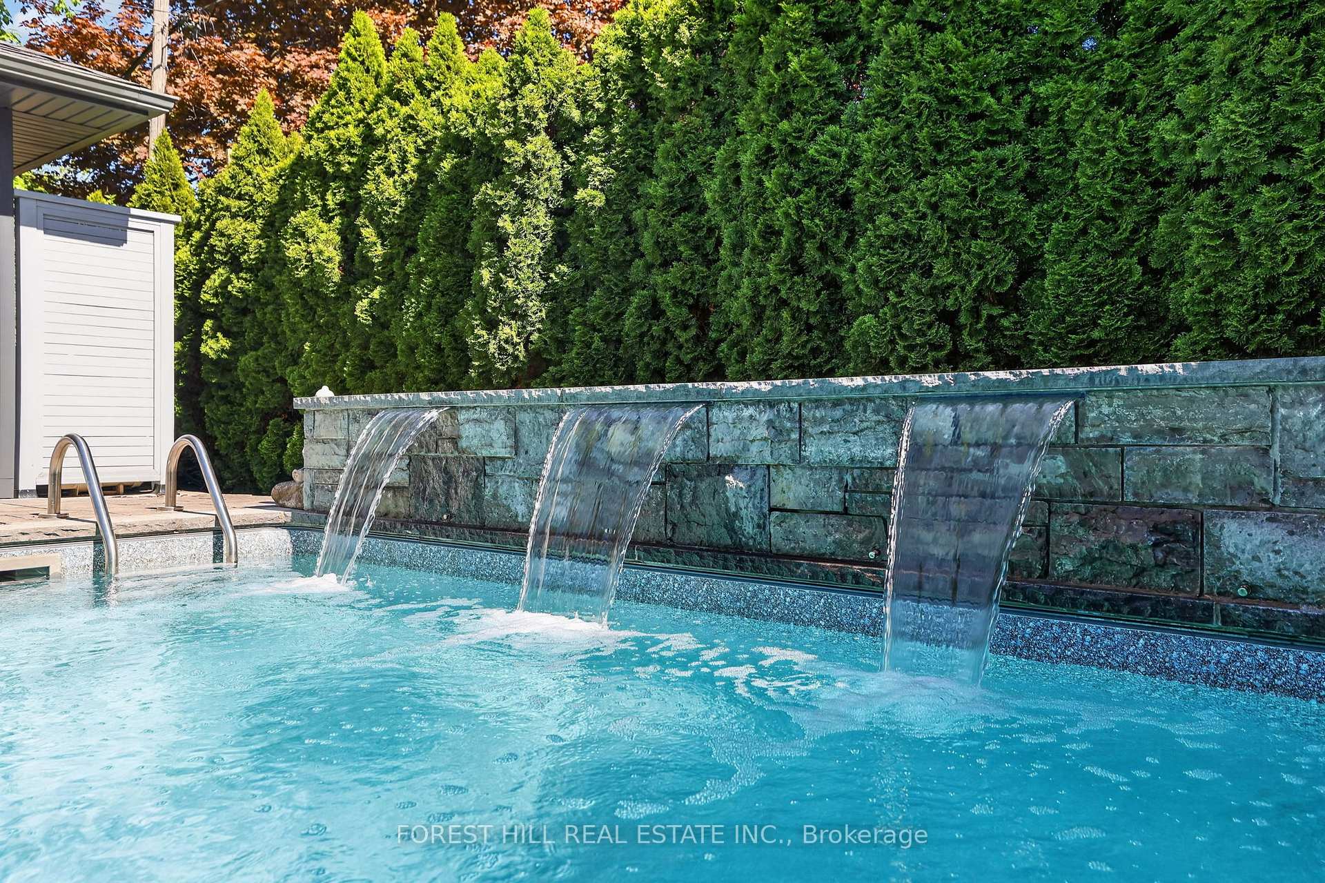 Photo 42 of 51 Greenfield Drive, Etobicoke, Islington-City Centre West — HOMEH