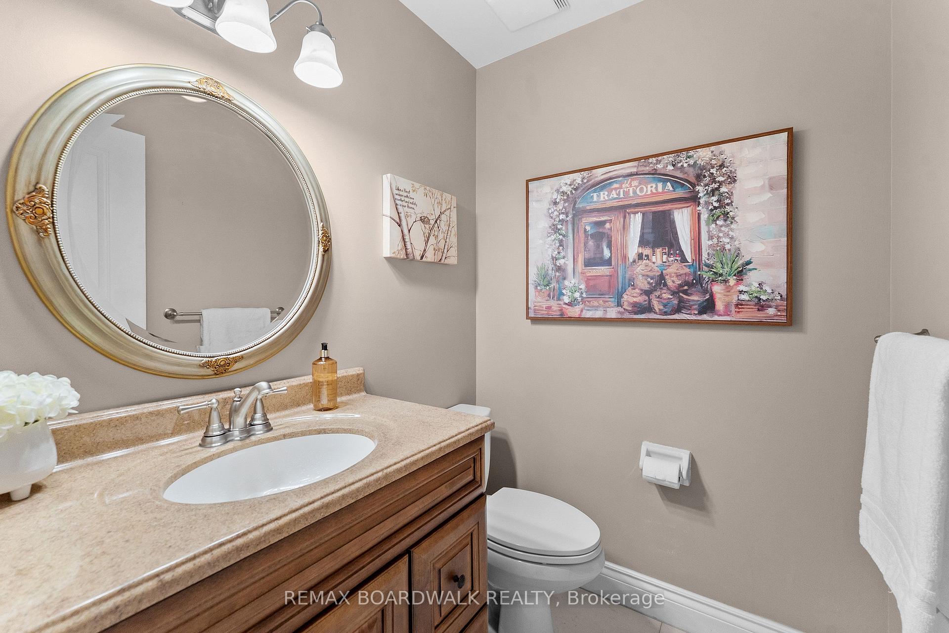 Photo 6 of 22 Eagleview Street, Ottawa, Kanata - Emerald Meadows/Trailwest — HOMEH