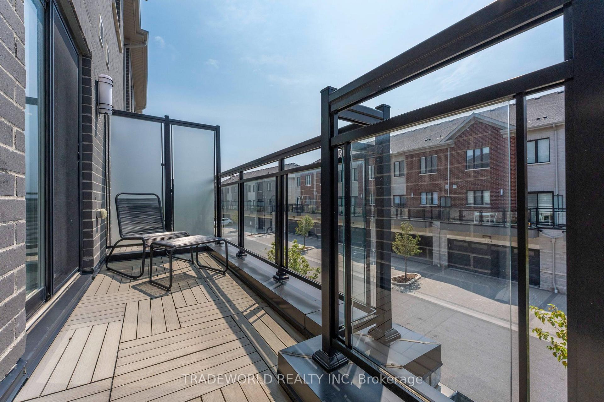Photo 38 of 73 Feeney Lane, Markham, Commerce Valley — HOMEH