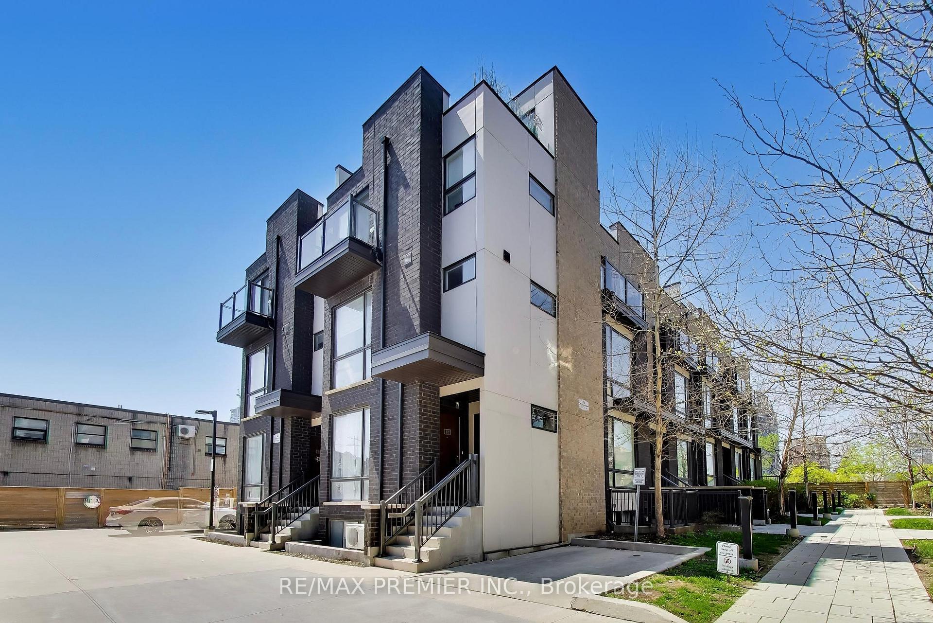 Photo 3 of Unit 141, 34 Fieldway Road, Etobicoke, Islington-City Centre West — HOMEH