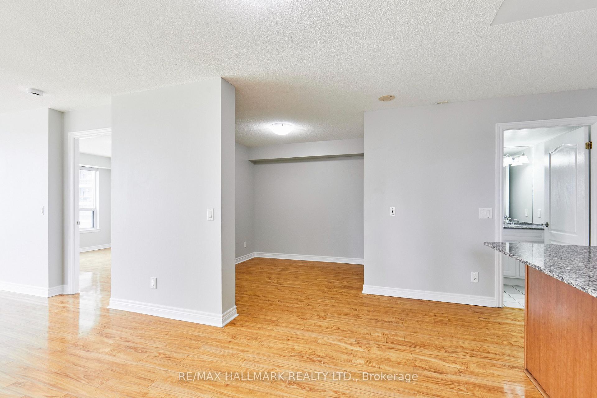 Photo 19 of Unit 307, 60 Disera Drive, Vaughan, Beverley Glen — HOMEH
