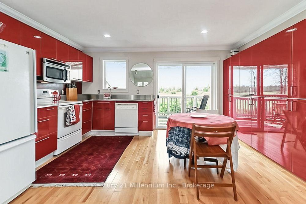 Photo 7 of Unit 21, 172 Fairway Crescent, Collingwood — HOMEH