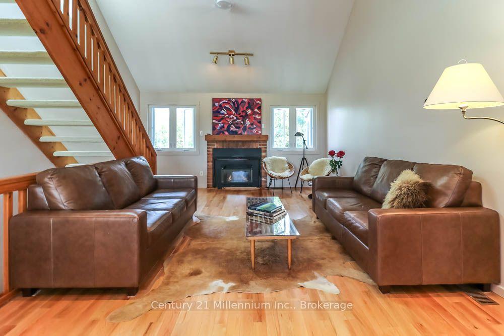 Photo 12 of Unit 21, 172 Fairway Crescent, Collingwood — HOMEH