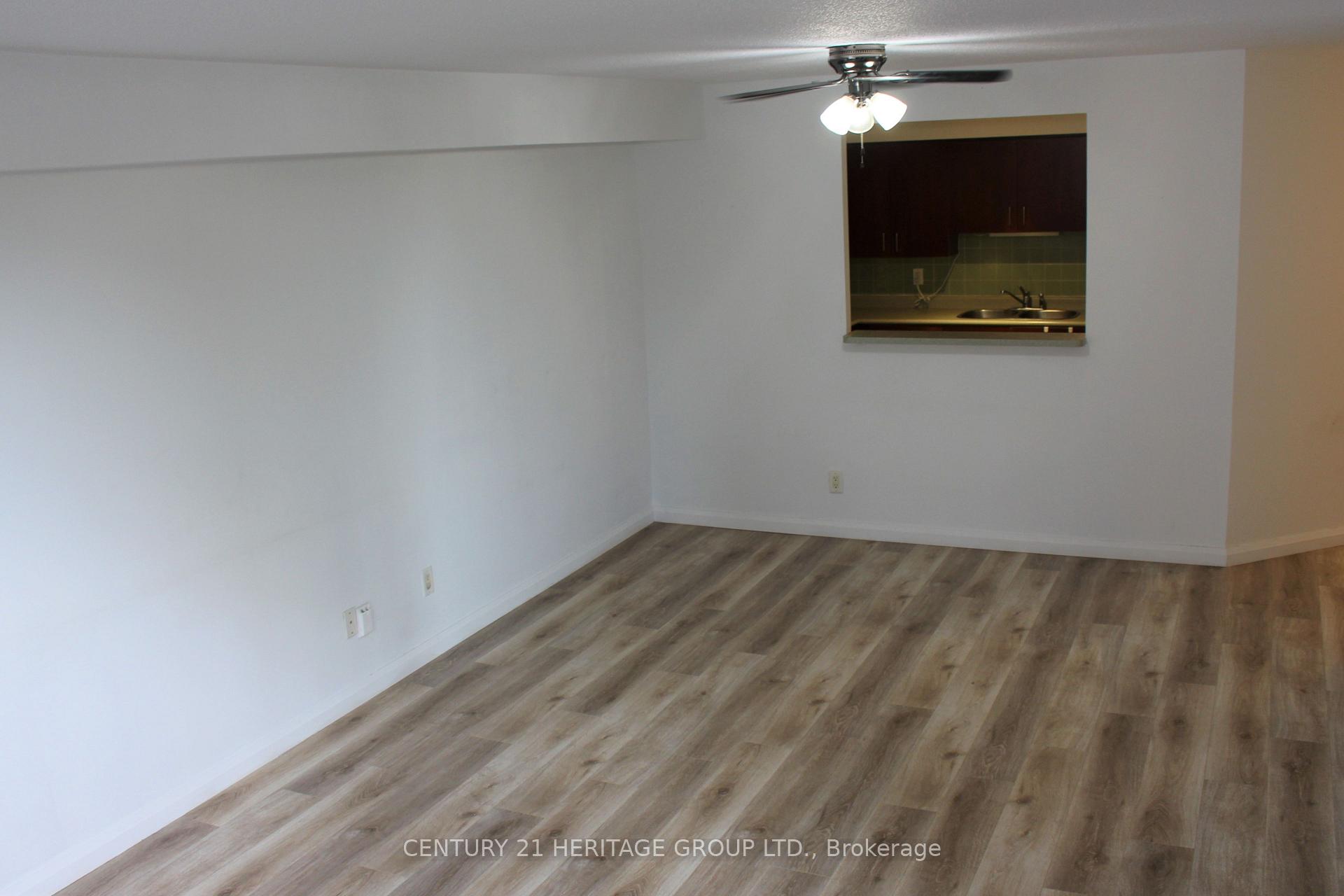Photo 3 of Unit 204, 260 Davis Drive, Newmarket, Central Newmarket — HOMEH