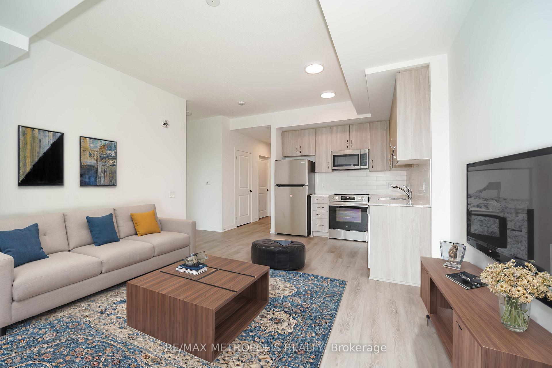 Photo 6 of Unit 225, 385 Arctic Red Drive, Oshawa, Windfields — HOMEH