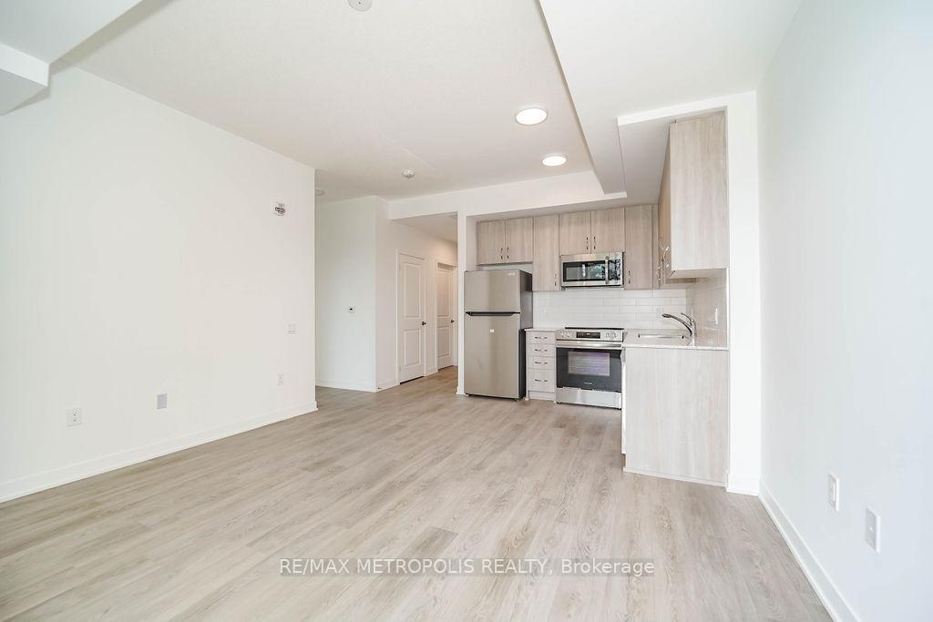Photo 7 of Unit 225, 385 Arctic Red Drive, Oshawa, Windfields — HOMEH