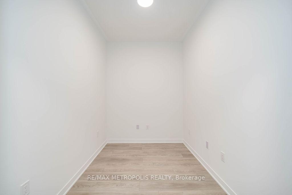 Photo 11 of Unit 225, 385 Arctic Red Drive, Oshawa, Windfields — HOMEH