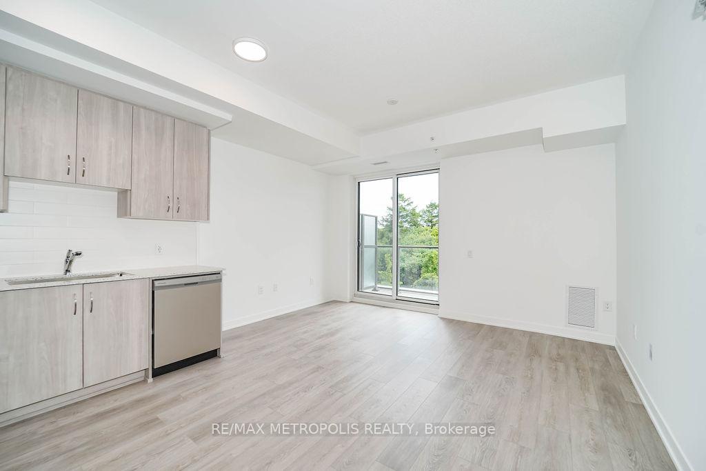 Photo 13 of Unit 225, 385 Arctic Red Drive, Oshawa, Windfields — HOMEH