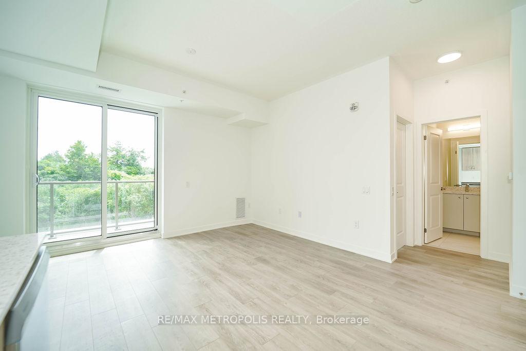 Photo 16 of Unit 225, 385 Arctic Red Drive, Oshawa, Windfields — HOMEH