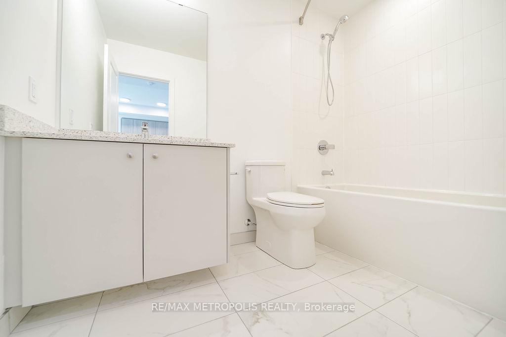 Photo 18 of Unit 225, 385 Arctic Red Drive, Oshawa, Windfields — HOMEH