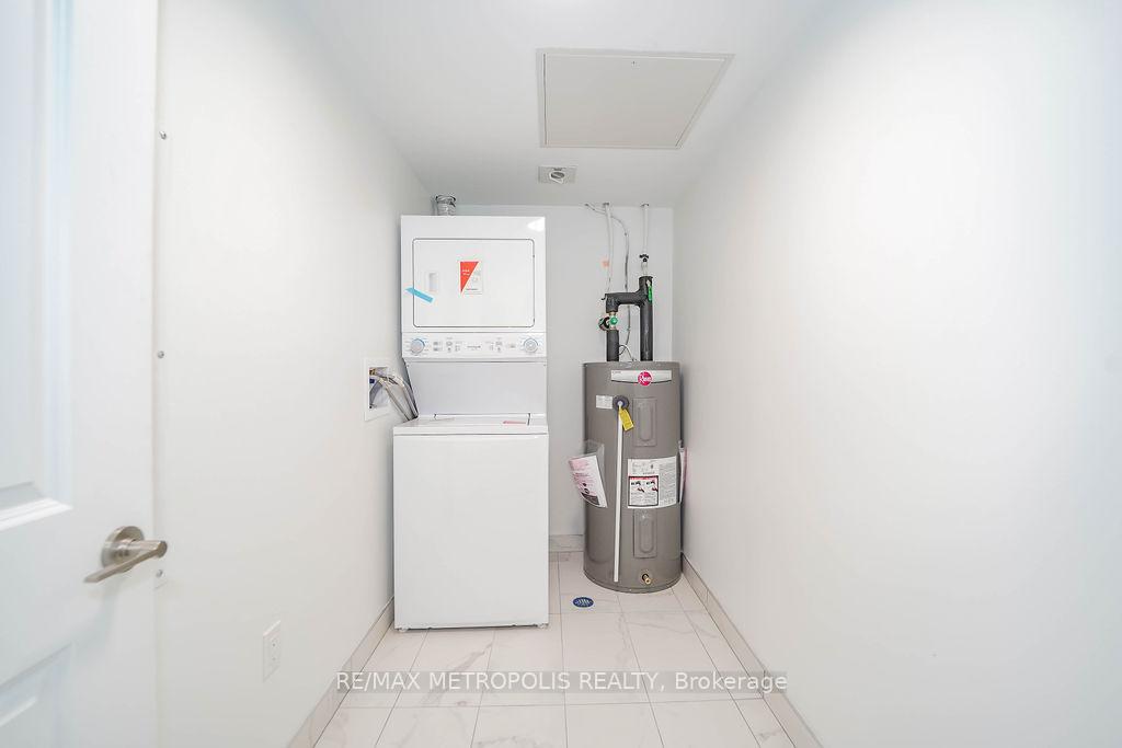 Photo 22 of Unit 225, 385 Arctic Red Drive, Oshawa, Windfields — HOMEH