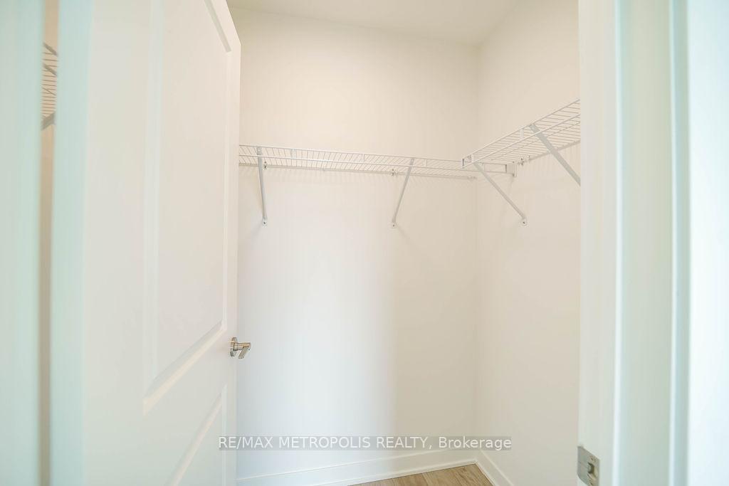 Photo 23 of Unit 225, 385 Arctic Red Drive, Oshawa, Windfields — HOMEH