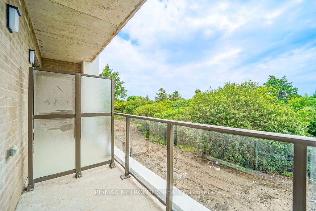 Photo 24 of Unit 225, 385 Arctic Red Drive, Oshawa, Windfields — HOMEH